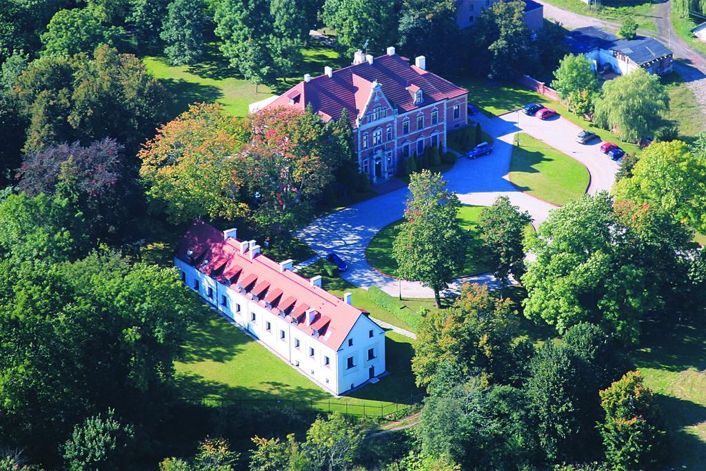 Lezno Palace ภายนอก รูปภาพ